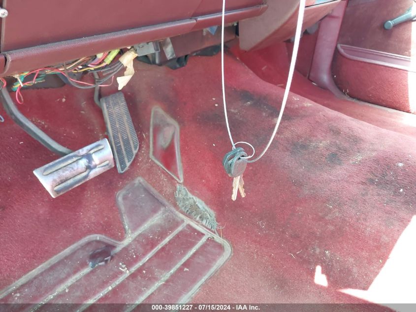 1993 Chevrolet Gmt-400 C1500 VIN: 1GCDC14K8PZ154469 Lot: 39851227