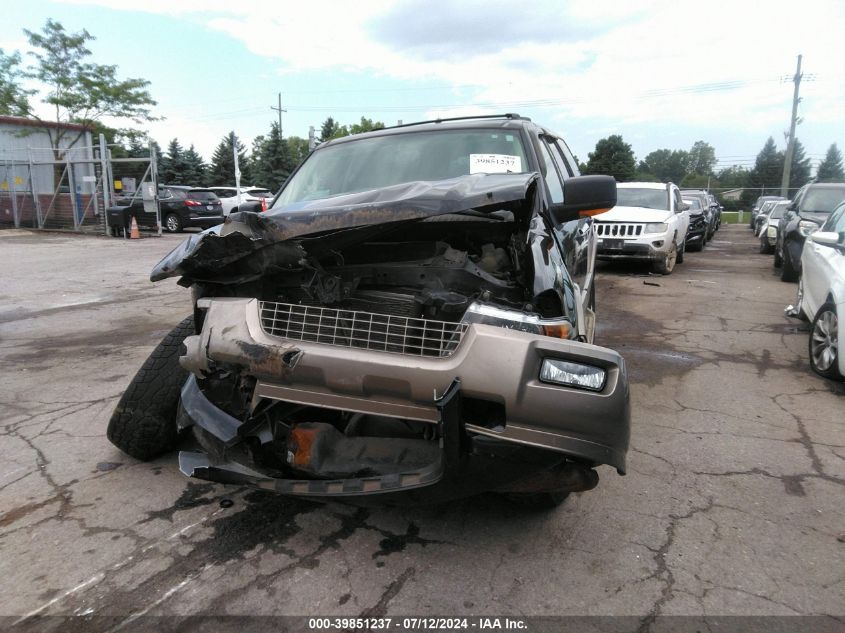 2004 Ford Expedition Eddie Bauer VIN: 1FMFU18L74LA81310 Lot: 39851237