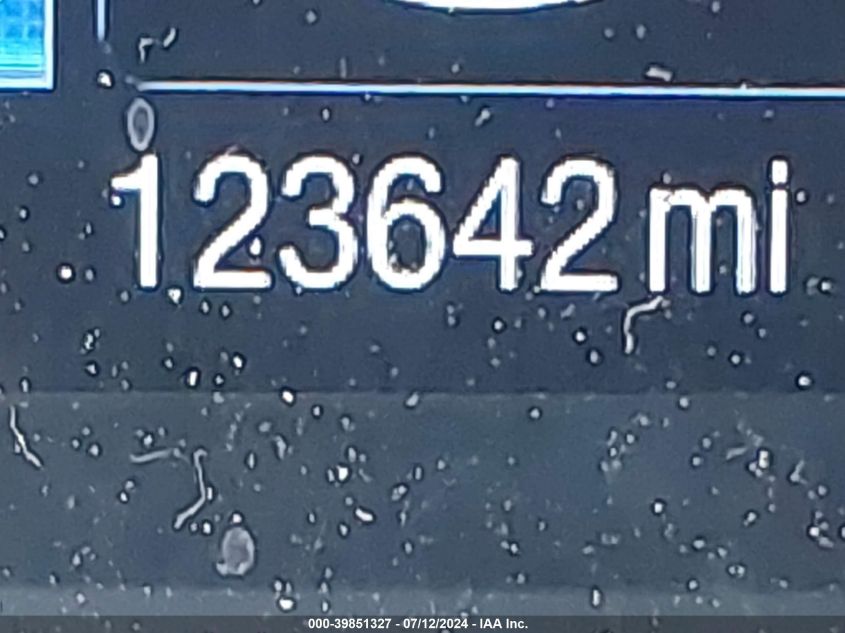 2016 Ford Explorer VIN: 1FM5K7B83GGC82563 Lot: 39851327