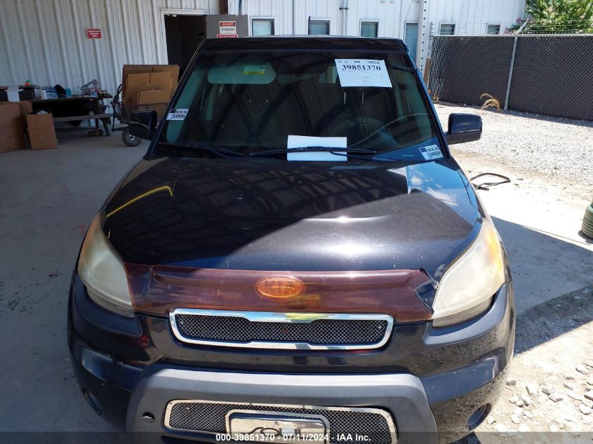 2011 Kia Soul + VIN: KNDJT2A2XB7297764 Lot: 39851370