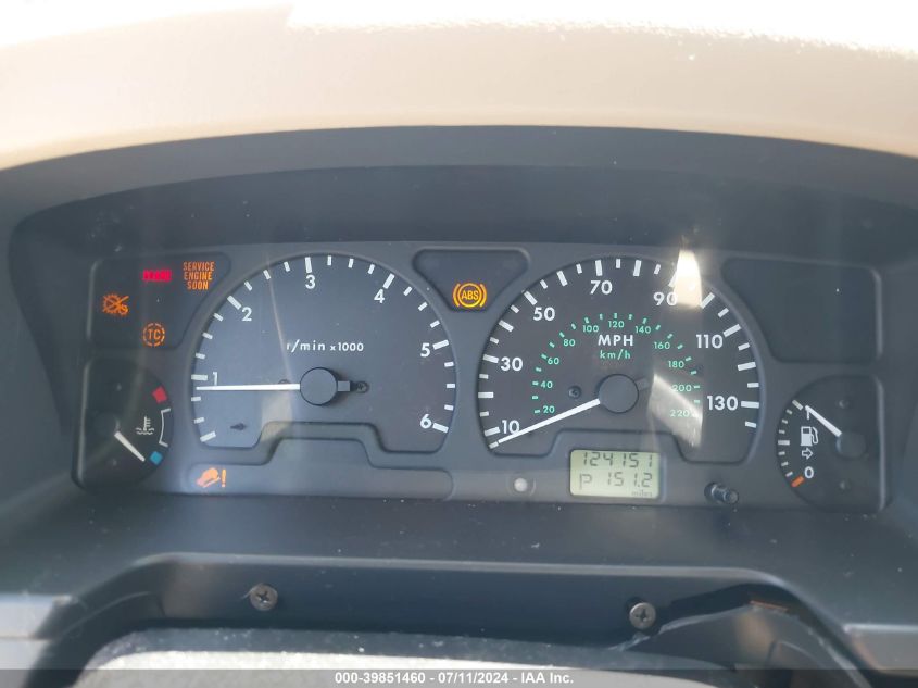 2000 Land Rover Discovery Series Ii Cloth/Series Ii Leather VIN: SALTY1244YA243188 Lot: 39851460