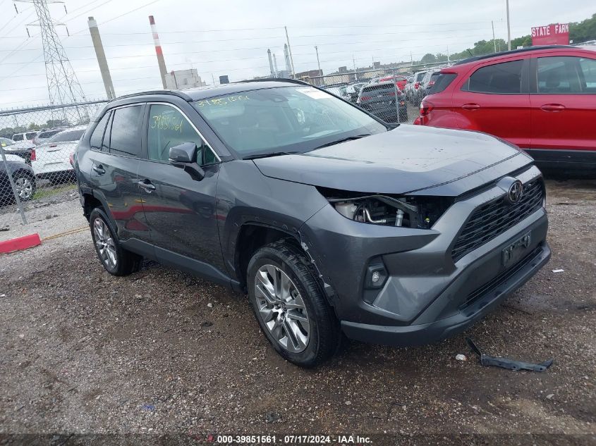 2T3C1RFV6NC194832 2022 TOYOTA RAV 4 - Image 1