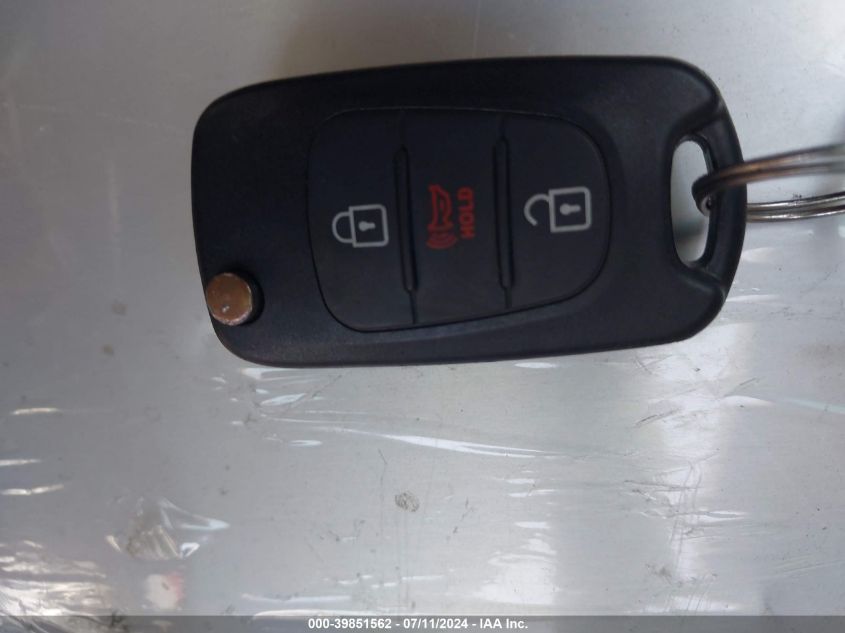 2012 Kia Soul + VIN: KNDJT2A6XC7475855 Lot: 39851562