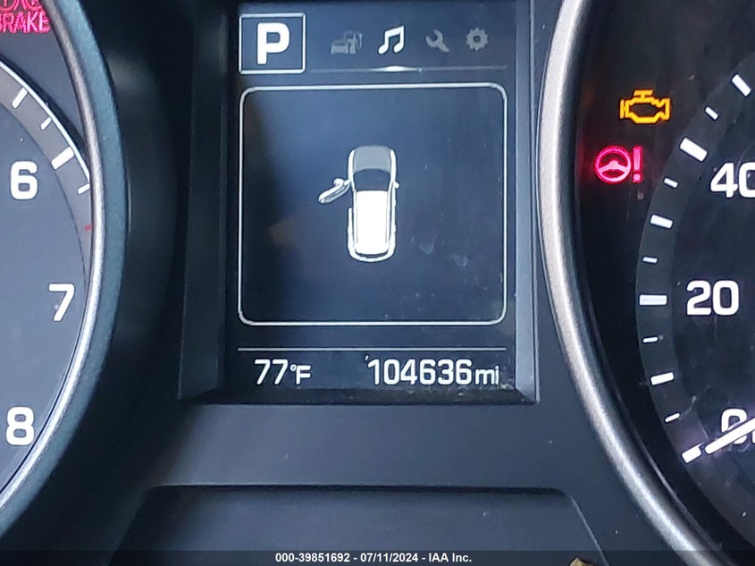 2017 Hyundai Santa Fe Sport 2.4L VIN: 5NMZUDLB9HH050665 Lot: 39851692