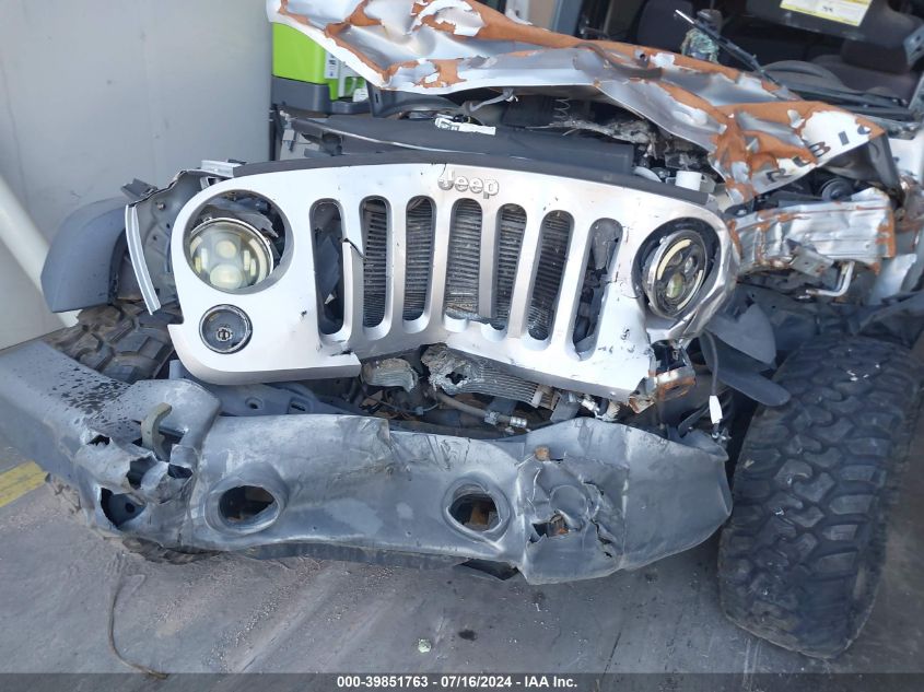 2015 Jeep Wrangler Unlimited Rubicon VIN: 1C4BJWFG2FL767174 Lot: 39851763