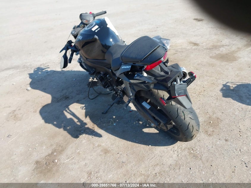 2024 SUZUKI GSX-R600 599 CC(VIN: JS1GN7FA5R7100652