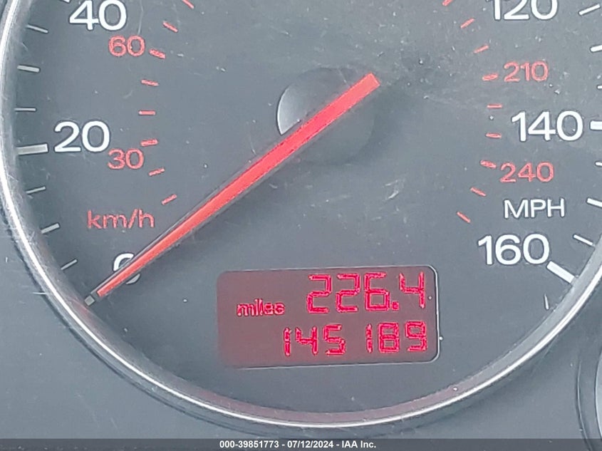 2004 Audi A4 1.8T VIN: WAULC68E54A037792 Lot: 39851773