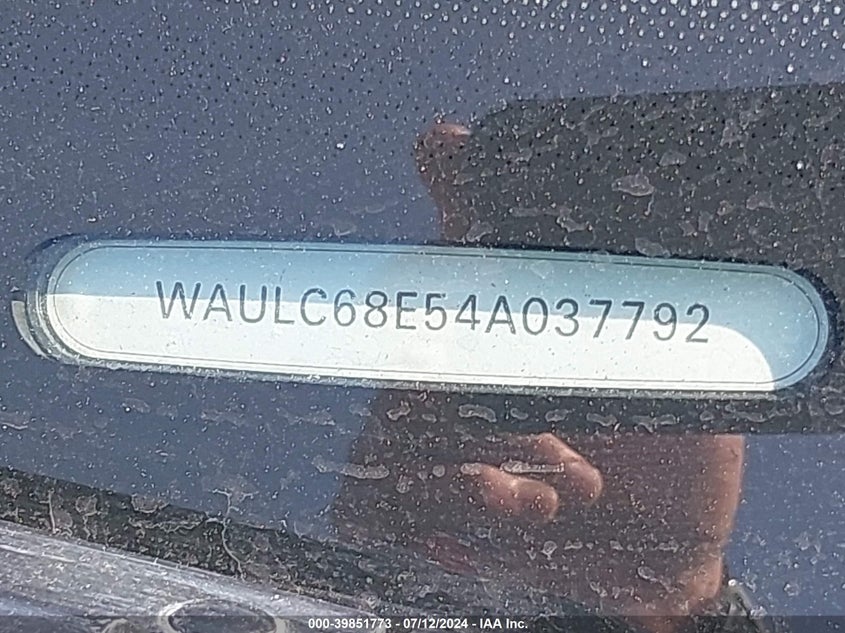 2004 Audi A4 1.8T VIN: WAULC68E54A037792 Lot: 39851773