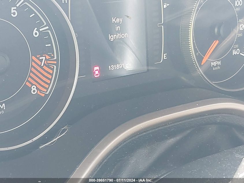 2015 Jeep Cherokee Latitude VIN: 1C4PJLCS7FW700887 Lot: 39851790