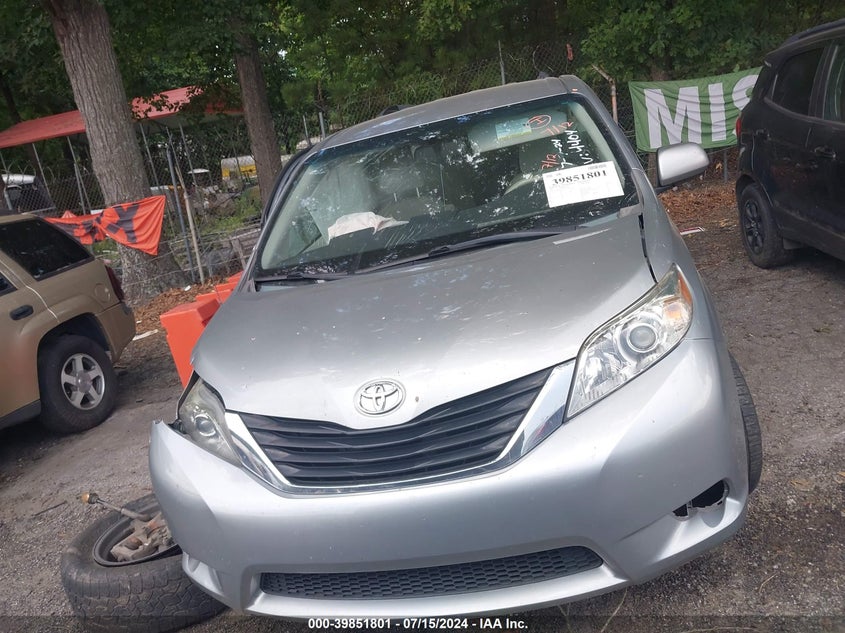 2013 Toyota Sienna Le V6 8 Passenger VIN: 5TDKK3DCXDS334404 Lot: 39851801