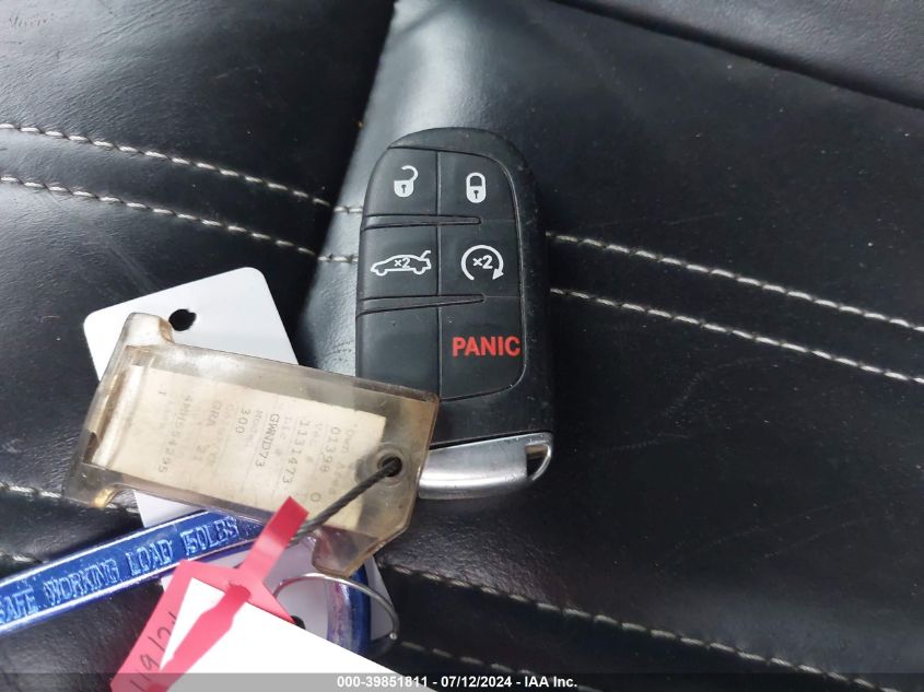 2021 Chrysler 300 300S VIN: 2C3CCABG4MH554295 Lot: 39851811