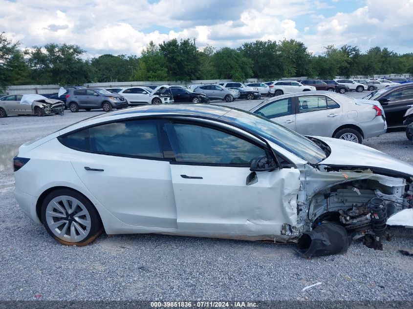 2022 Tesla Model 3 Long Range Dual Motor All-Wheel Drive VIN: 5YJ3E1EB5NF332779 Lot: 39851836