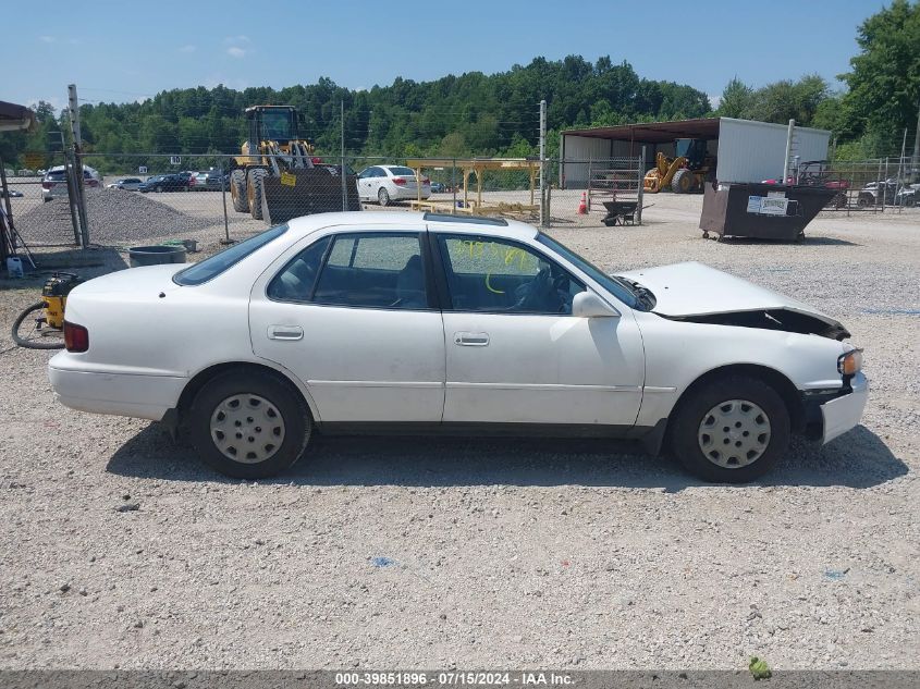 1995 Toyota Camry Le VIN: 4T1SK12EXSU511112 Lot: 39851896