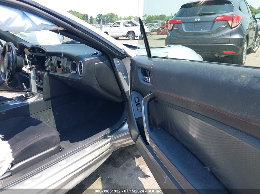 2013 Scion Fr-S Scion 10 VIN: JF1ZNAA11D1715123 Lot: 39851932