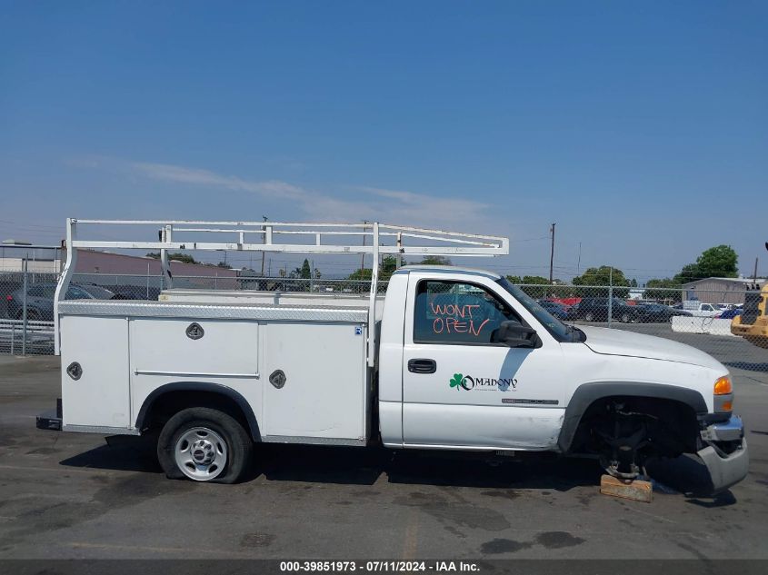 2006 GMC Sierra 2500Hd Work Truck VIN: 1GDHC24UX6E202130 Lot: 39851973