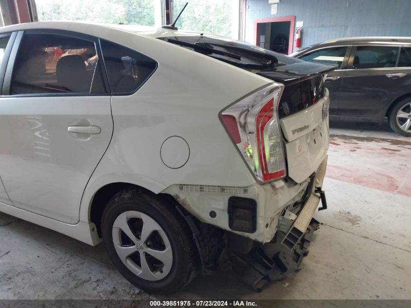 2015 Toyota Prius VIN: JTDKN3DU4F0472946 Lot: 39851975