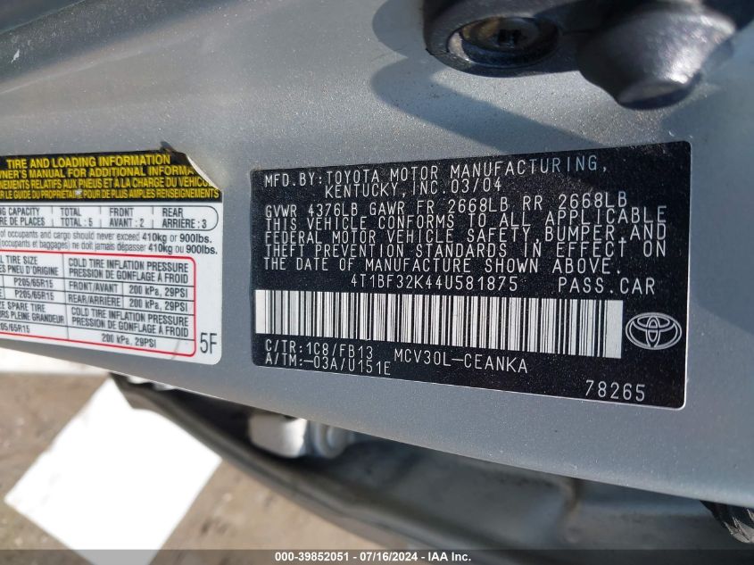 2004 Toyota Camry Le V6 VIN: 4T1BF32K44U581875 Lot: 39852051