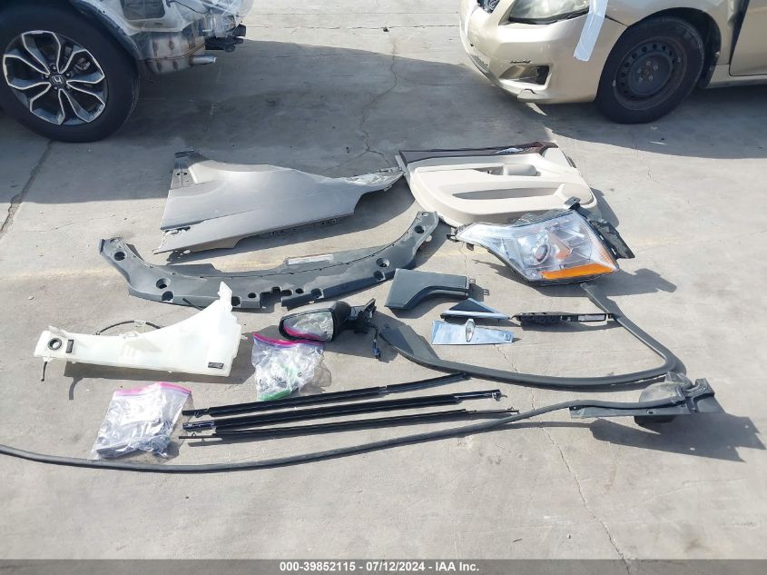 2012 Cadillac Srx Luxury Collection VIN: 3GYFNAE31CS581164 Lot: 39852115