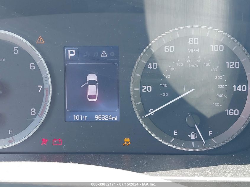 2015 Hyundai Sonata Limited VIN: 5NPE34AF5FH010932 Lot: 39852171