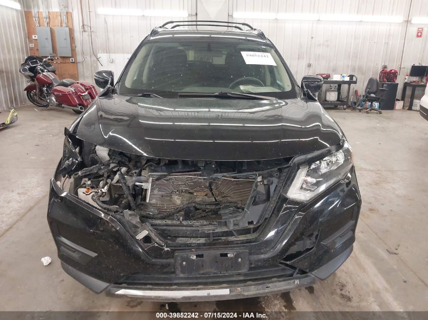 2017 Nissan Rogue Sv VIN: 5N1AT2MVXHC814613 Lot: 39852242