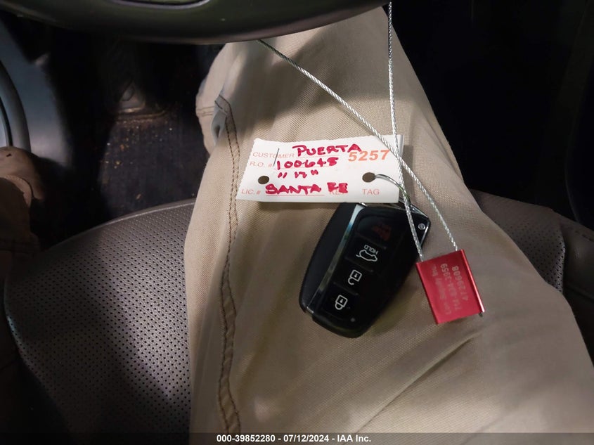 2017 Hyundai Santa Fe Sport VIN: 5NMZU3LB7HH051095 Lot: 39852280