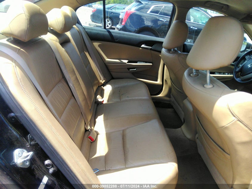 2011 Honda Accord 2.4 Se VIN: 1HGCP2F60BA063923 Lot: 39852288