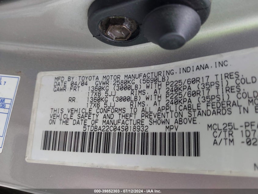 2004 Toyota Sienna Xle VIN: 5TDBA22C04S018932 Lot: 39852303