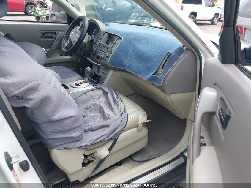 2004 Infiniti Fx35 VIN: JNRAS08W04X217746 Lot: 39852399