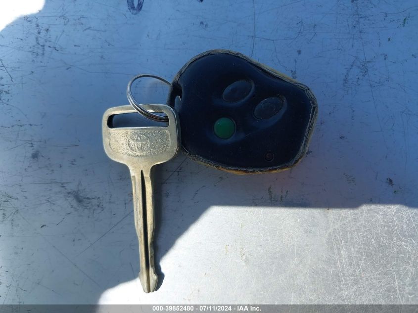 2001 Toyota Sienna Ce VIN: 4T3ZF19C11U327352 Lot: 39852480