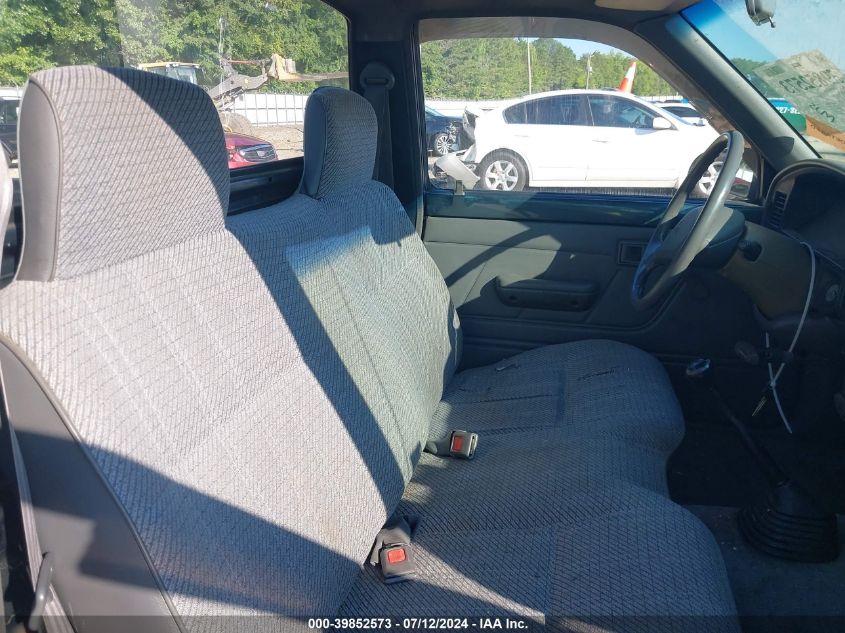 1995 Toyota Pickup 1/2 Ton Short Wheelbase VIN: JT4RN81A4S5210251 Lot: 39852573