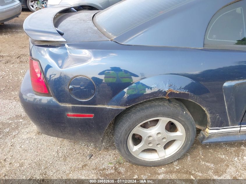 2001 Ford Mustang VIN: 1FAFP40421F104638 Lot: 39852635