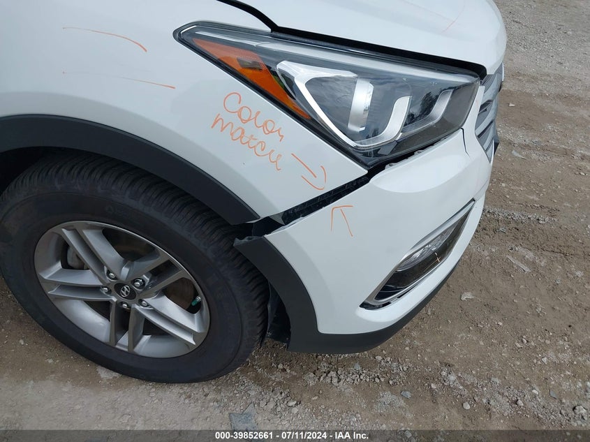 2017 Hyundai Santa Fe Sport 2.4L VIN: 5NMZU3LB2HH001270 Lot: 39852661