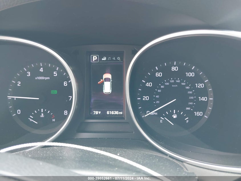 2017 Hyundai Santa Fe Sport 2.4L VIN: 5NMZU3LB2HH001270 Lot: 39852661