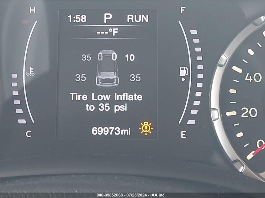 2018 Jeep Renegade Latitude Fwd VIN: ZACCJABB8JPJ67083 Lot: 39852668