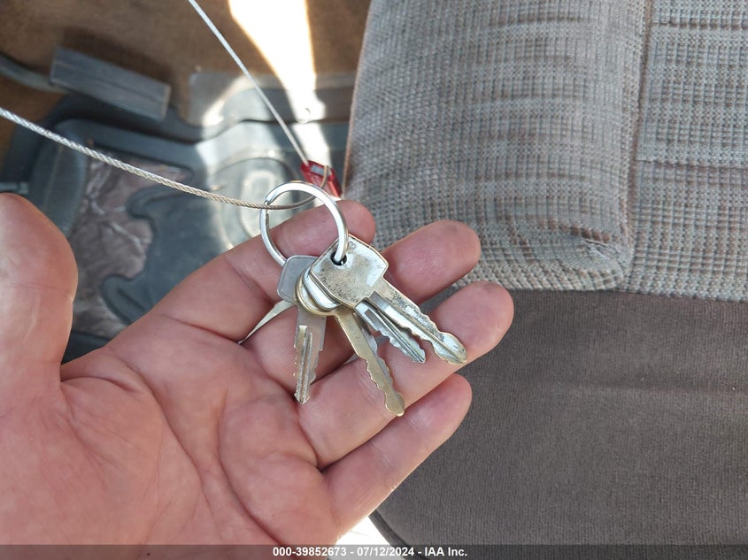 1990 Ford F250 VIN: 1FTHF25G6LPA67118 Lot: 39852673