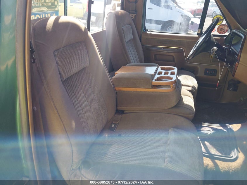 1990 Ford F250 VIN: 1FTHF25G6LPA67118 Lot: 39852673