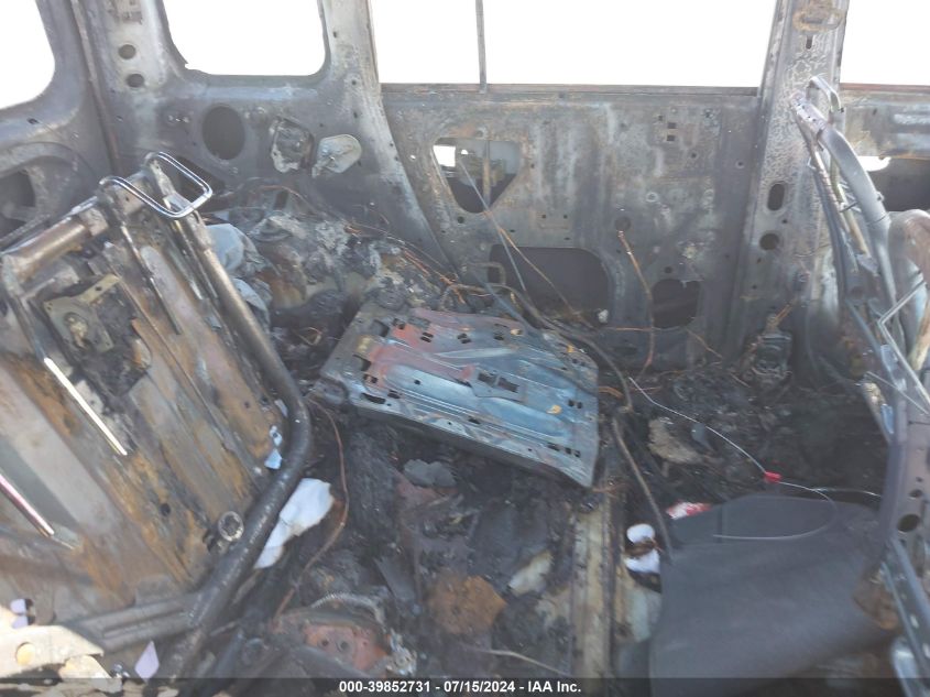 2005 Scion Xb VIN: JTLKT334354019470 Lot: 39852731