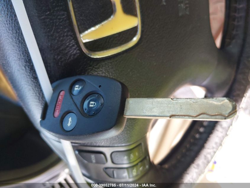 2007 Honda Odyssey Ex-L VIN: 5FNRL38677B450457 Lot: 39852785