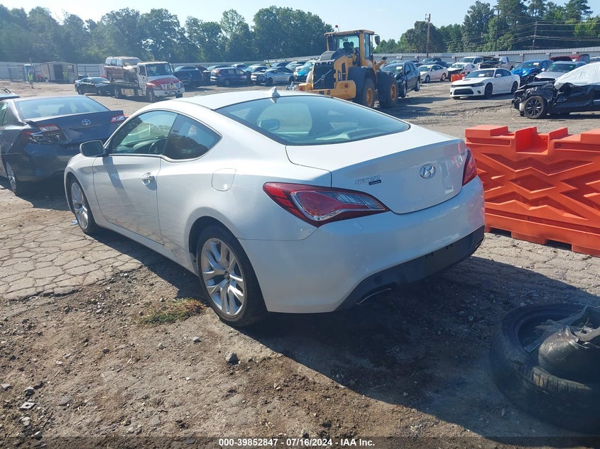 2013 Hyundai Genesis 2.0T Premium VIN: KMHHT6KD3DU090445 Lot: 39852847