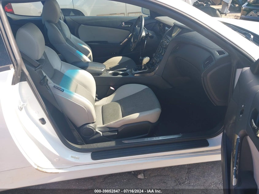 2013 Hyundai Genesis 2.0T Premium VIN: KMHHT6KD3DU090445 Lot: 39852847