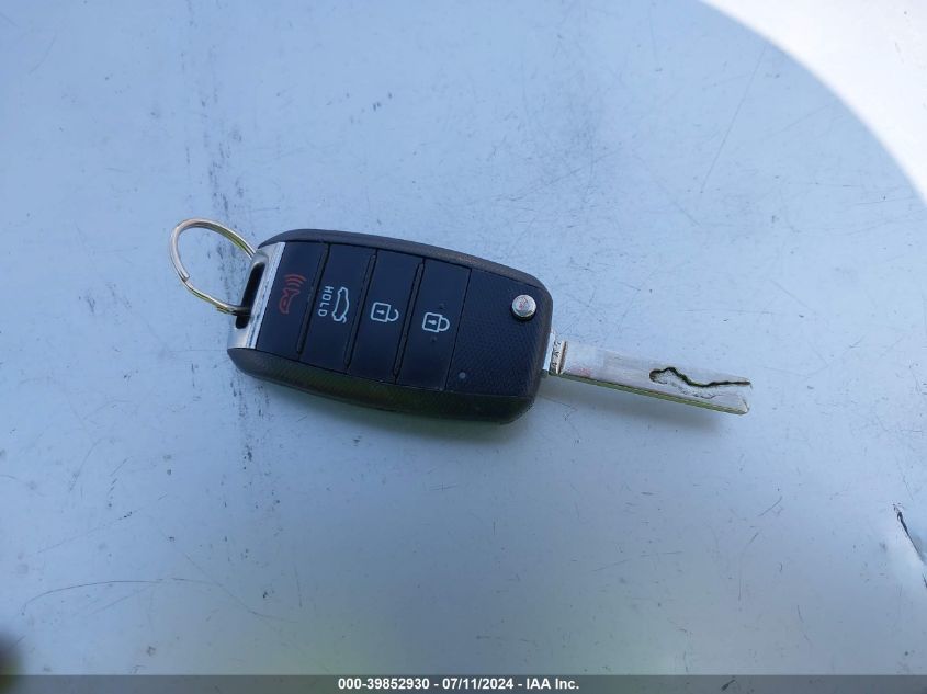 2017 Kia Optima Lx VIN: 5XXGT4L39HG156843 Lot: 39852930