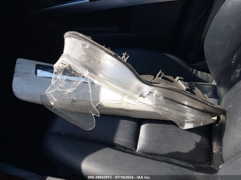 2011 Mercedes-Benz Glk 350 VIN: WDCGG5GB2BF559932 Lot: 39852973