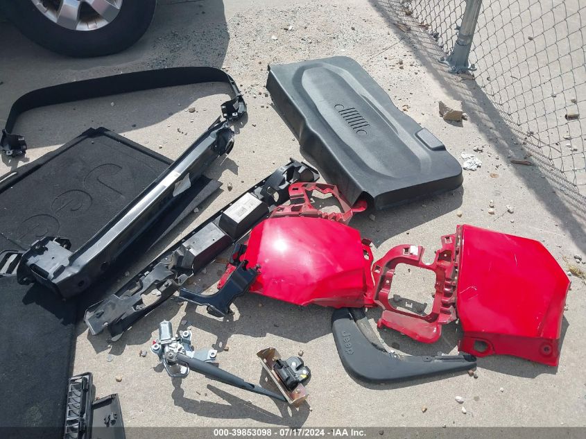 2018 Jeep Renegade Latitude Fwd VIN: ZACCJABB2JPG71146 Lot: 39853098