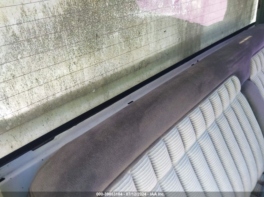 1990 Chevrolet Gmt-400 C1500 VIN: 1GCDC14K8LZ224983 Lot: 39853184