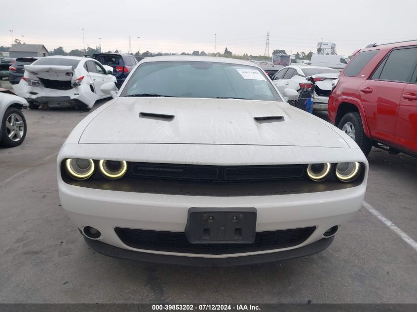 2018 Dodge Challenger Sxt VIN: 2C3CDZAGXJH161104 Lot: 39853202