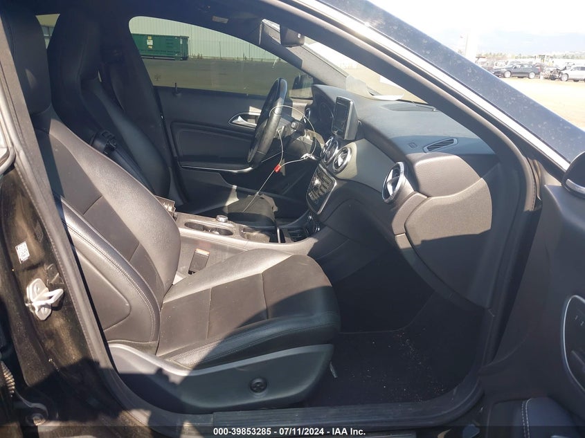 2014 Mercedes-Benz Cla 250 VIN: WDDSJ4EB6EN093677 Lot: 39853285