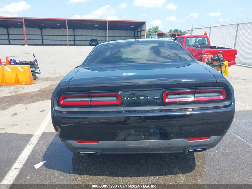 2015 Dodge Challenger Sxt VIN: 2C3CDZAG5FH711297 Lot: 39853290