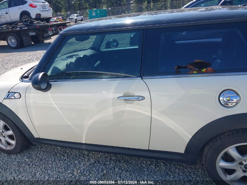 2010 Mini Cooper S VIN: WMWMF7C52ATZ73202 Lot: 39853304