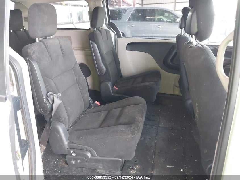 2016 DODGE GRAND CARAVAN SXT - 2C4RDGCG3GR323195