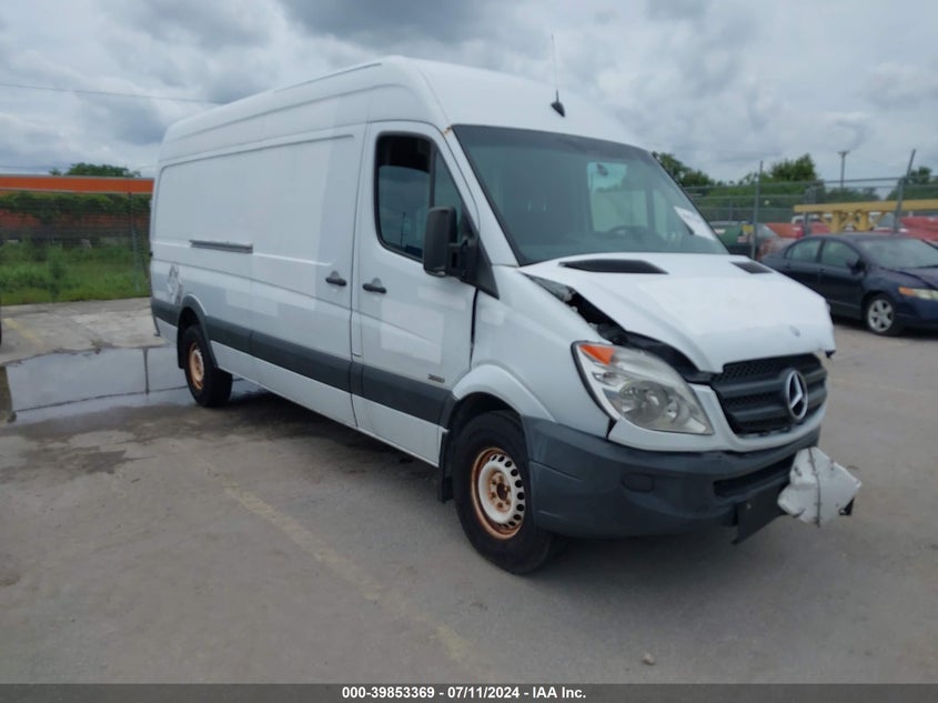 2011 Mercedes-Benz Sprinter 2500 High Roof VIN: WD3PE8CB1B5565563 Lot: 39853369